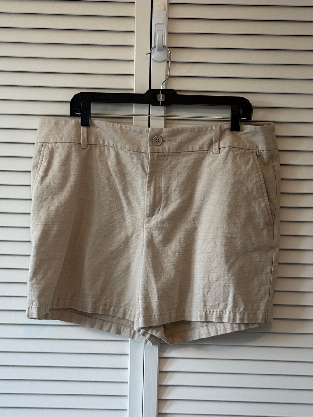 LOFT Beige Khaki Bermuda Shorts Size 14